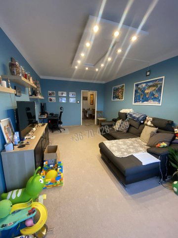 Eladó panellakás, Budapesten, III. kerületben 71.5 M Ft