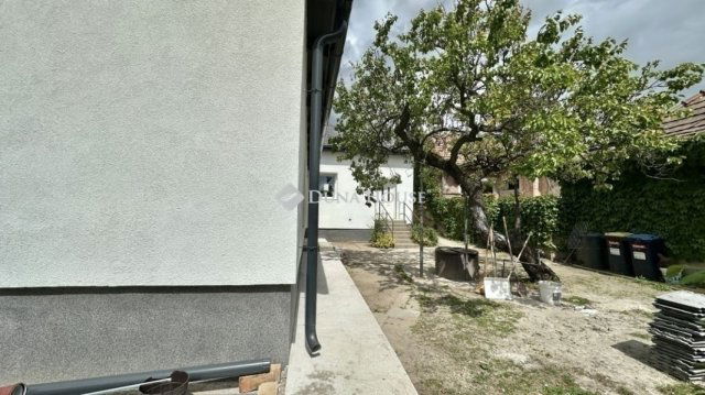 Eladó családi ház, Budapesten, XVIII. kerületben 99.9 M Ft