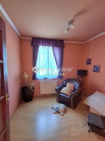 Eladó ikerház, Hajdúböszörményen 69.9 M Ft, 4 szobás