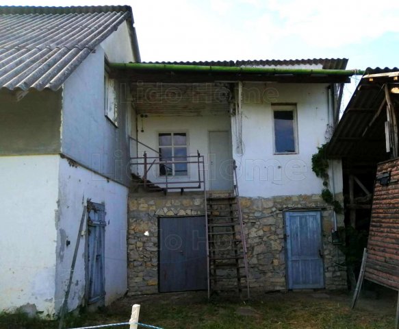 Eladó nyaraló, Balatonszárszón 39 M Ft, 3 szobás