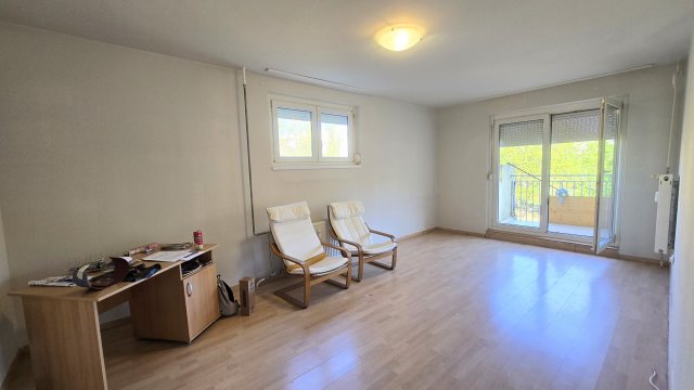 Eladó panellakás, III. kerületben, Pablo Neruda utcában