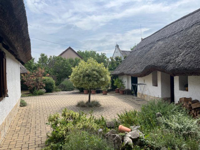 Eladó családi ház, Gyenesdiáson 95.25 M Ft, 4 szobás