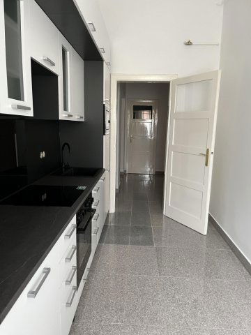 Eladó téglalakás, Debrecenben 89 M Ft, 3 szobás