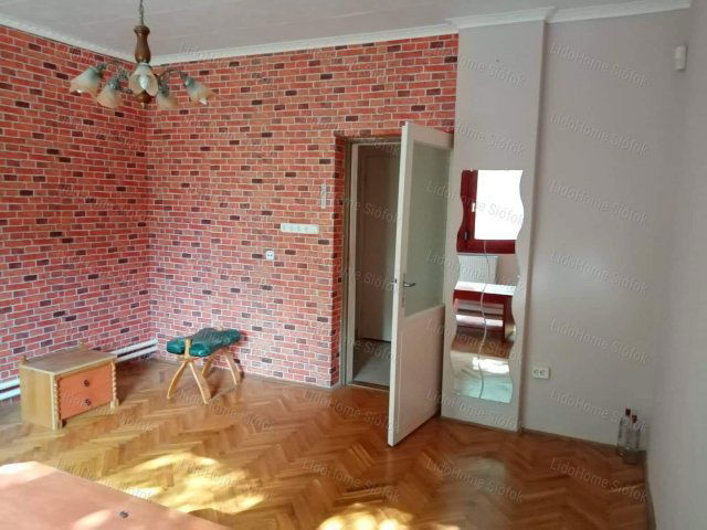 Eladó családi ház, Ádándon 46 M Ft / költözzbe.hu