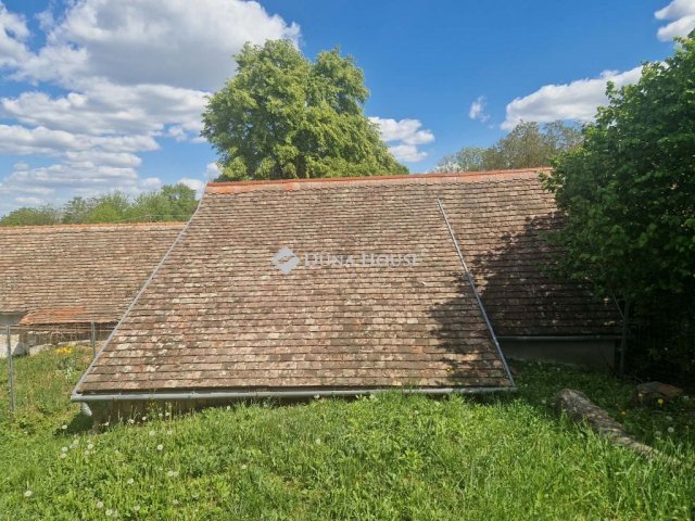 Eladó családi ház, Pellérden 8.9 M Ft, 2 szobás