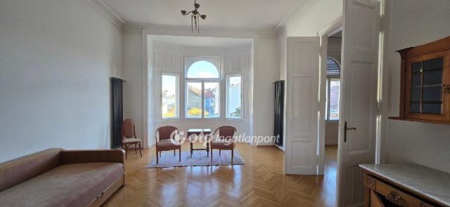 Eladó téglalakás, Budapesten, VI. kerületben 109.9 M Ft