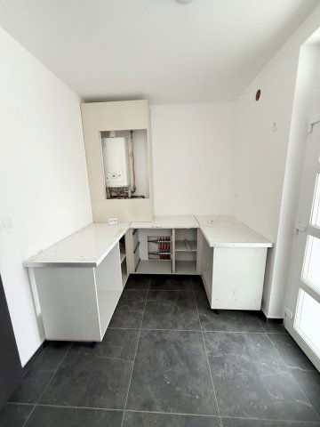 Eladó téglalakás, Hatvanban 43.5 M Ft, 2 szobás