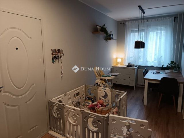 Eladó panellakás, Szegeden 74.85 M Ft, 3 szobás