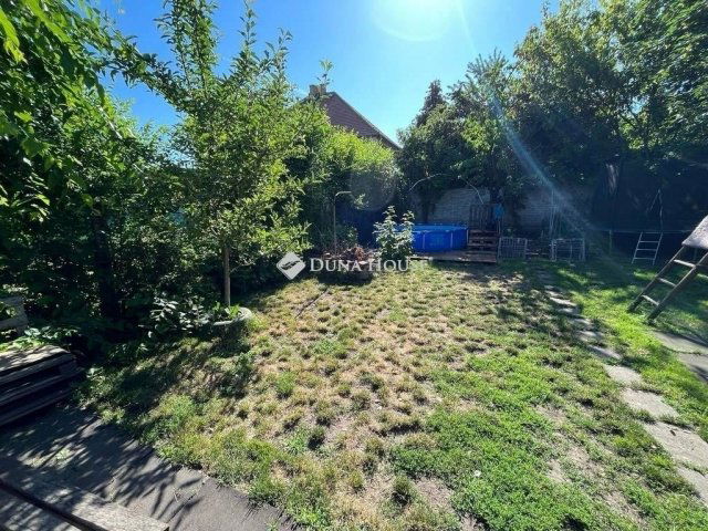 Eladó családi ház, Budapesten, XV. kerületben 120 M Ft, 5 szobás