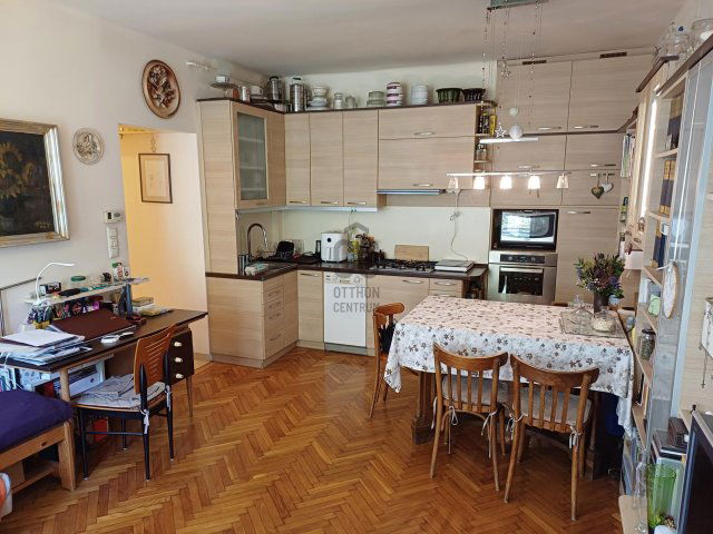 Eladó téglalakás, Kecskeméten 51.5 M Ft, 3 szobás