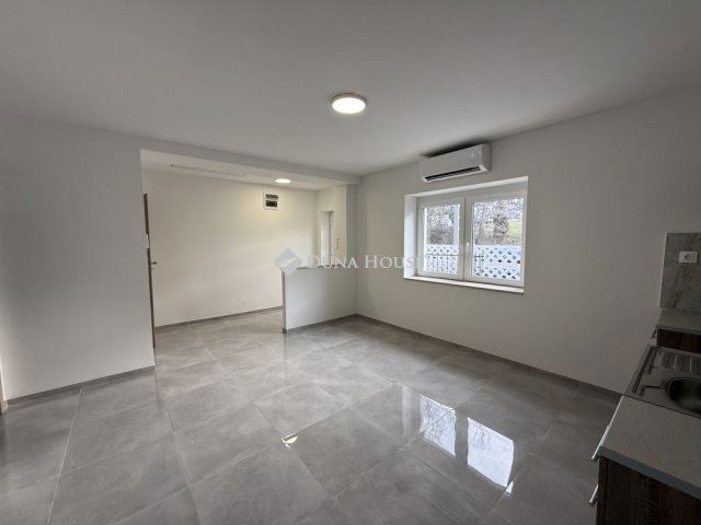 Eladó téglalakás, Tokodon, Temető utcában 45.9 M Ft, 2 szobás