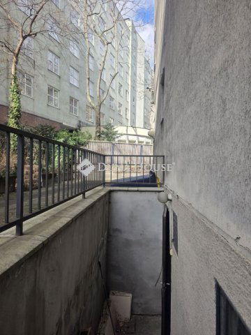 Eladó üzlethelyiség, Budapesten, IX. kerületben 39 M Ft