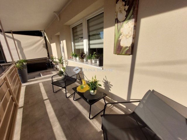 Eladó családi ház, Baján 69.9 M Ft, 3 szobás