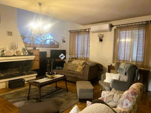 Eladó sorház, Kecskeméten 130 M Ft, 5 szobás