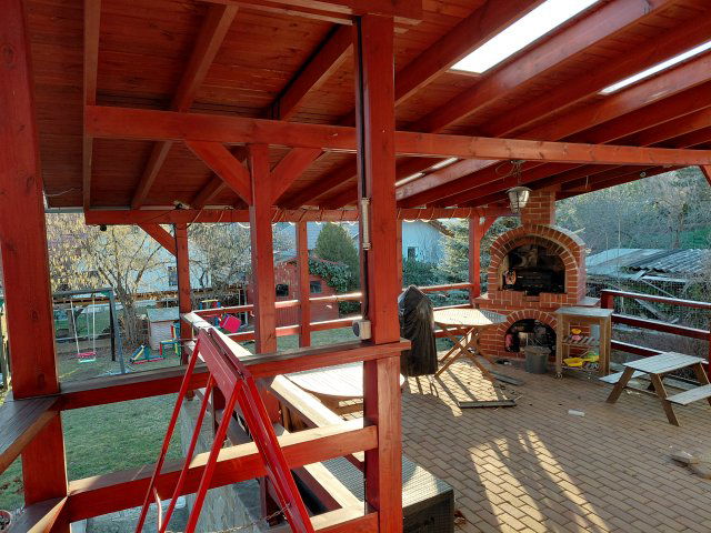 Eladó családi ház, Nagykovácsiban 165 M Ft, 3 szobás