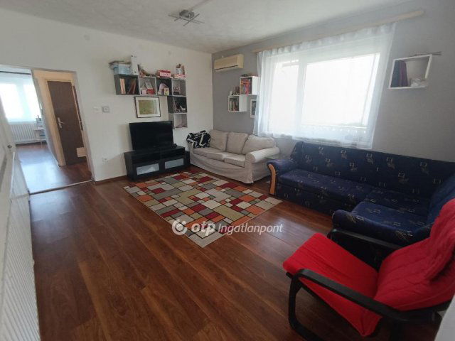 Eladó családi ház, Gárdonyban 94.9 M Ft, 3+2 szobás