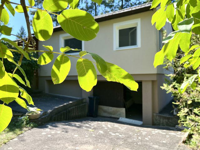 Eladó nyaraló, Erdőkertesen 64.9 M Ft, 2 szobás