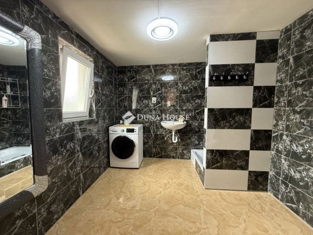 Eladó családi ház, Budapesten, XIX. kerületben 95 M Ft, 4 szobás