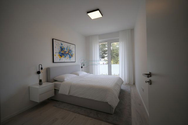 Eladó téglalakás, Szegeden 79.8 M Ft, 3 szobás