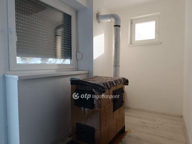 Eladó családi ház, Solymáron 121 M Ft, 1+1 szobás