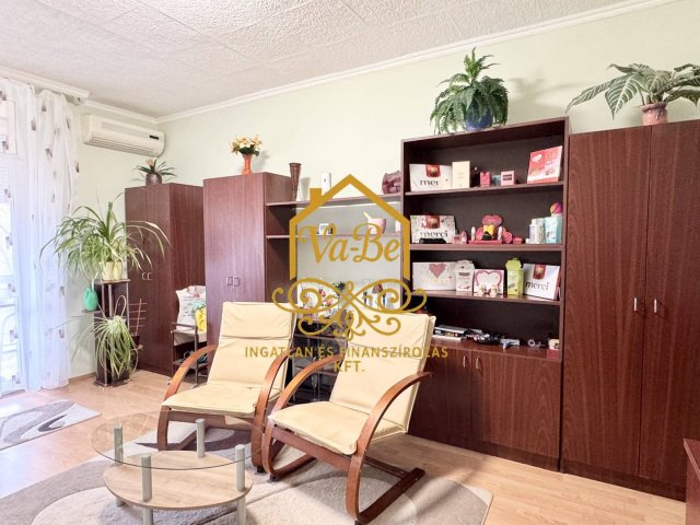 Eladó téglalakás, Egerben 41.9 M Ft, 2 szobás