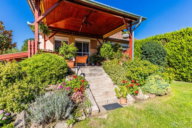 Eladó családi ház, Dunakeszin 194.99 M Ft, 4 szobás