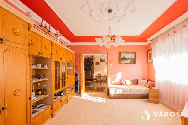 Eladó családi ház, Gyulán 72.9 M Ft, 4+1 szobás