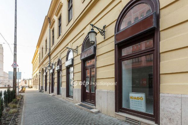 Kiadó iroda, Debrecenben 600 E Ft / hó / költözzbe.hu