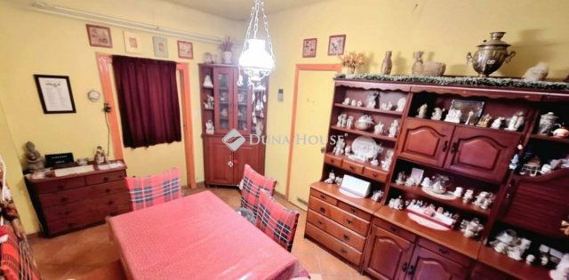 Eladó családi ház, Alsónémediben 59 M Ft, 3 szobás