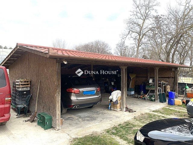 Eladó családi ház, Kunadacson 73.9 M Ft, 5 szobás