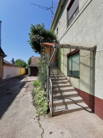 Eladó családi ház, Kalocsán 21.9 M Ft, 2+1 szobás