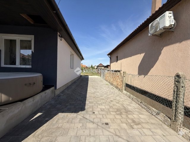 Eladó családi ház, Tokodaltárón 64 M Ft, 4 szobás
