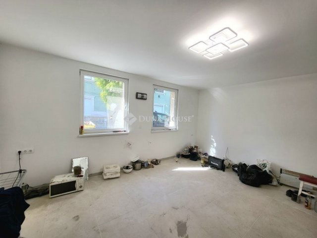 Eladó téglalakás, Budapesten, IV. kerületben 77.5 M Ft, 4 szobás