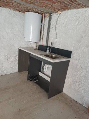 Eladó családi ház, Pilisszántón 52 M Ft, 2 szobás