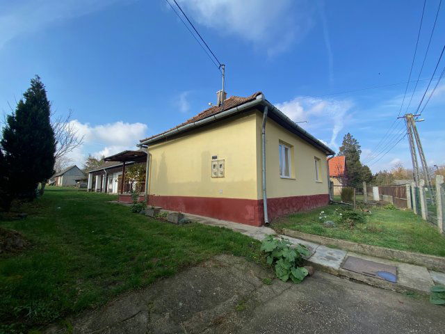 Eladó családi ház, Iregszemcsén 27.5 M Ft, 3 szobás