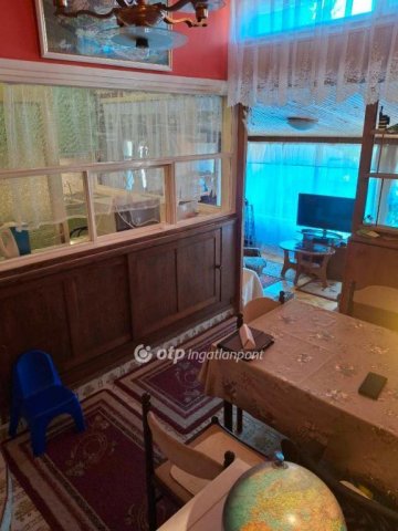 Eladó téglalakás, Zalaegerszegen 52.4 M Ft, 1+2 szobás