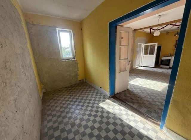 Eladó családi ház, Pusztaszabolcson 27 M Ft, 3+1 szobás