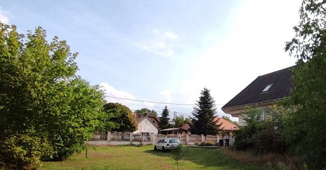 Eladó családi ház, Budapesten, XVI. kerületben 215 M Ft