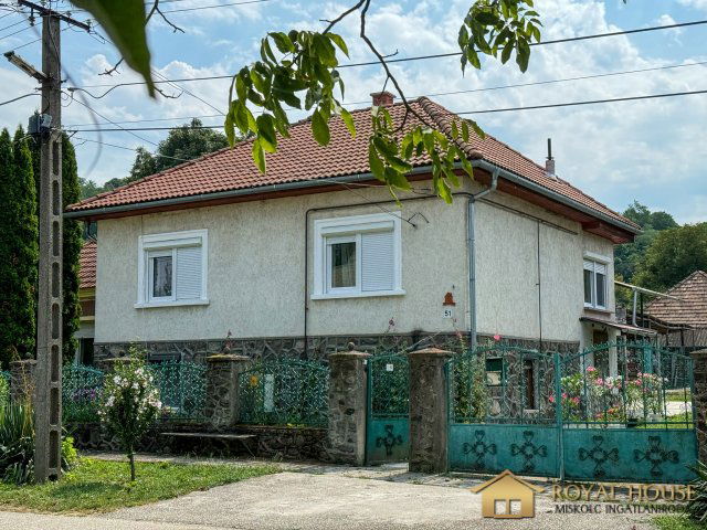 Eladó családi ház, Radostyánon 46.9 M Ft, 4 szobás