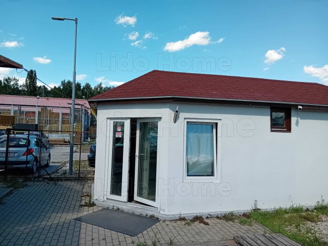 Kiadó ipari ingatlan, Siófokon 900 E Ft / hó, 1 szobás