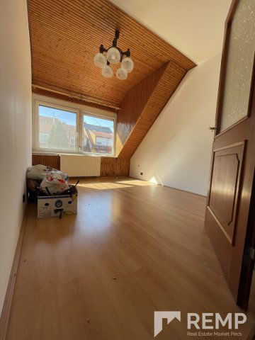 Eladó sorház, Pécsett, Vándor utcában 82.9 M Ft, 5 szobás