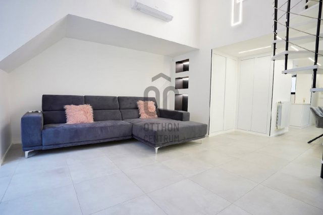 Eladó téglalakás, Budapesten, V. kerületben 156.9 M Ft, 2 szobás