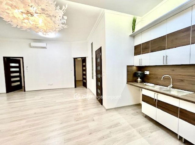 Eladó téglalakás, Budapesten, XX. kerületben 54.9 M Ft