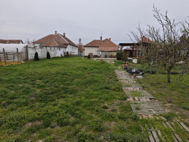 Eladó családi ház, Méhkeréken 10.9 M Ft, 2 szobás