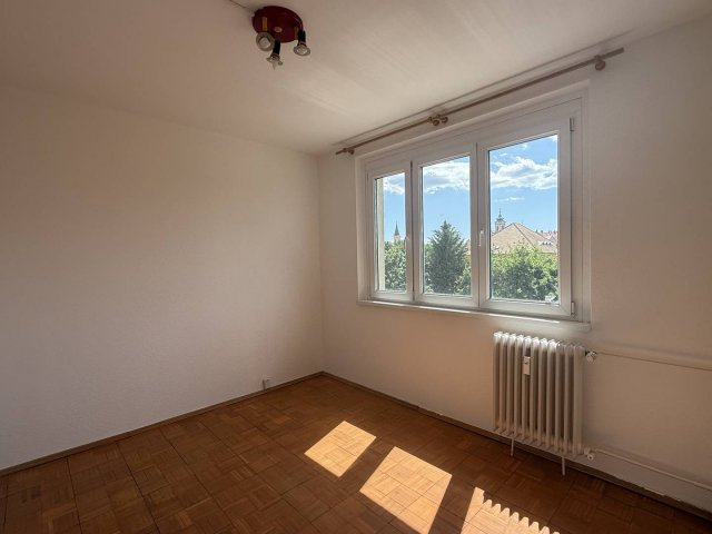 Kiadó panellakás, albérlet, Székesfehérvárott 180 E Ft / hó