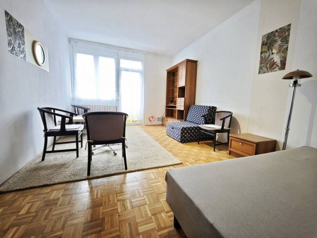 Kiadó téglalakás, albérlet, Szegeden 190 E Ft / hó, 1+1 szobás