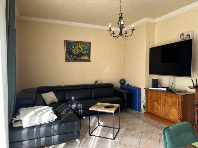 Eladó ikerház, Debrecenben 170 M Ft, 5 szobás