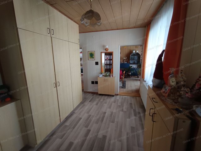 Eladó családi ház, Halászin 99.9 M Ft / költözzbe.hu