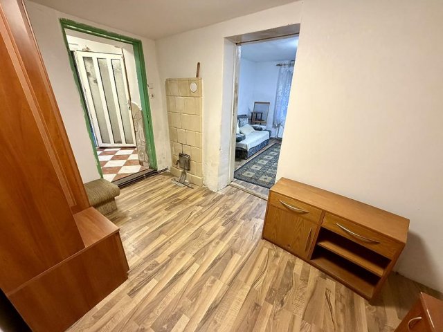 Eladó téglalakás, Vácon 41 M Ft, 1+2 szobás