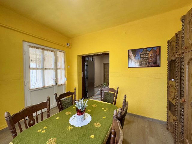 Eladó családi ház, Türjén 39.9 M Ft, 2 szobás